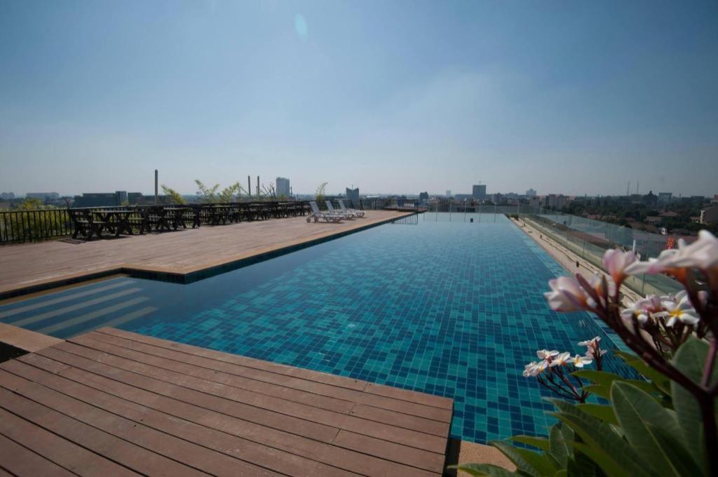 Sky City Hotel فيينتيان المظهر الخارجي الصورة