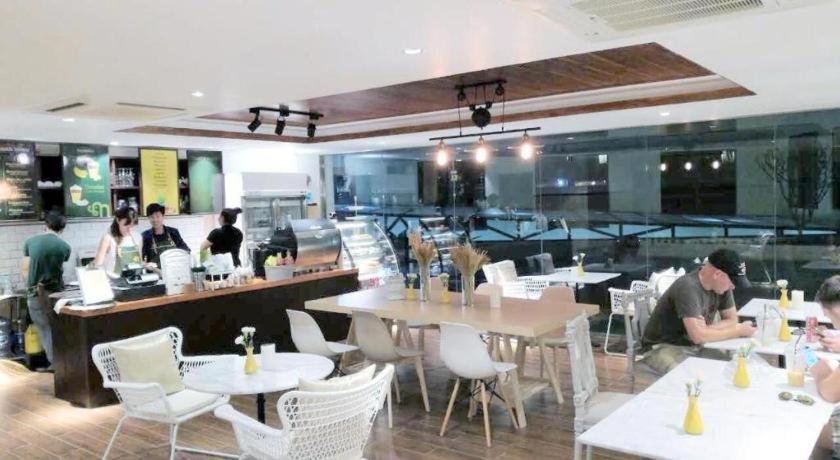 Sky City Hotel فيينتيان المظهر الخارجي الصورة